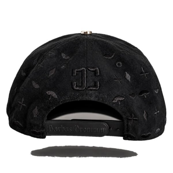 Gorra Urban 777 – Black & Gold